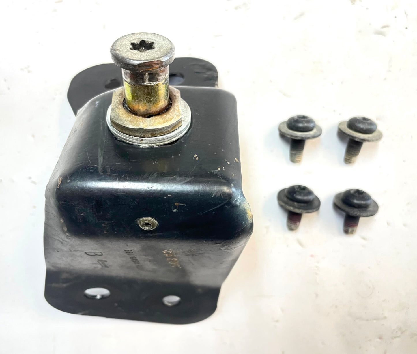 Jeep TJ Tailgate Striker Latch Pin Catch Mount Bracket Wrangler with screws