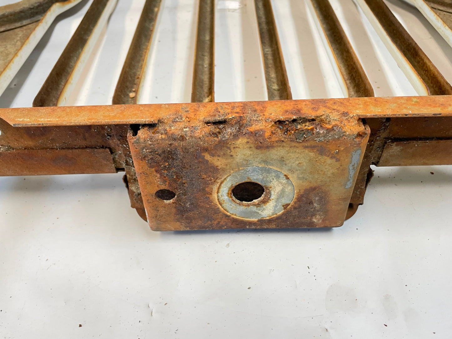 Jeep CJ grill CJ7 CJ5 CJ8 white FACTORY grille 76-86 FREE SHIPPING