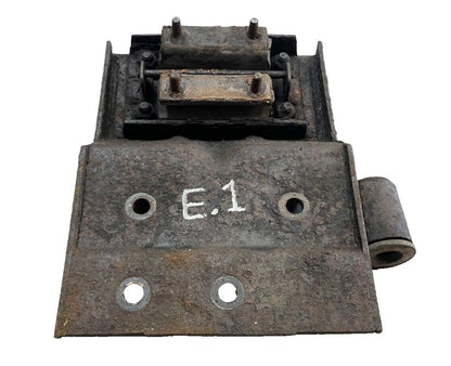 ¡Soporte de placa de montaje de transmisión Jeep TJ 4 cilindros 2.5 AX5 97-02 Wrangler! 