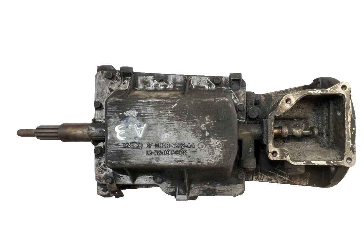 Jeep CJ SR4 four speed manual transmission CJ7 CJ8 Ford 13-32-097-902 READ AD!
