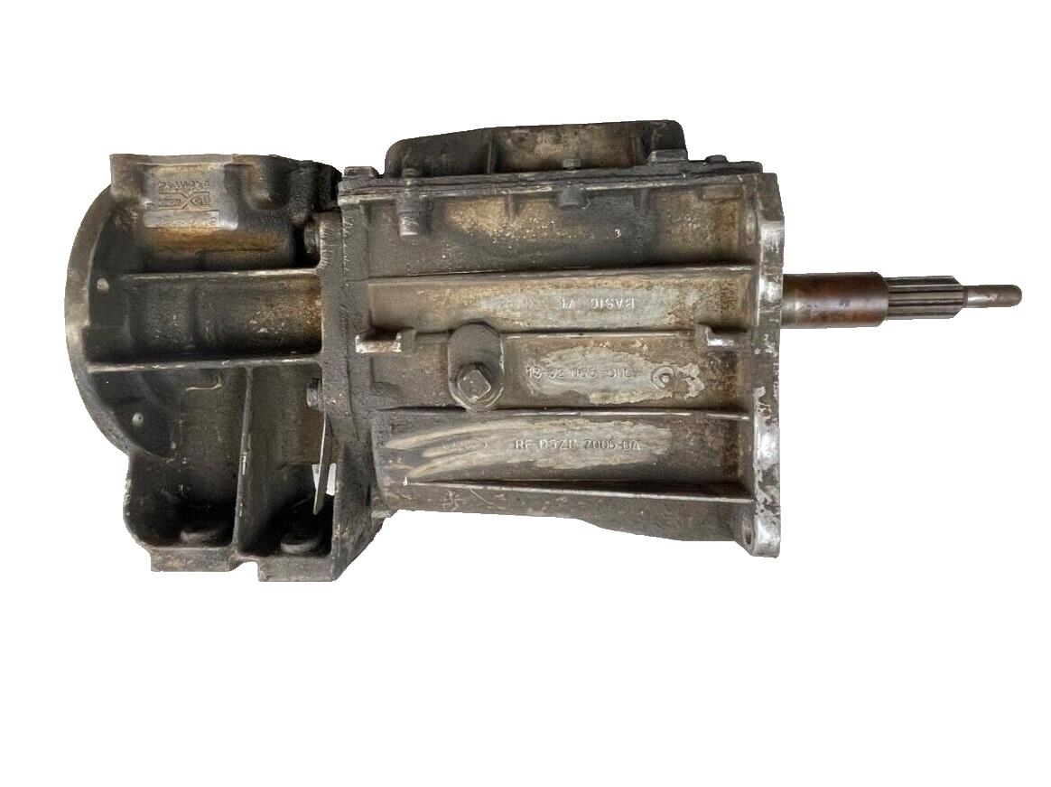 Jeep CJ SR4 four speed manual transmission CJ7 CJ8 Ford 13-32-097-902 READ AD!