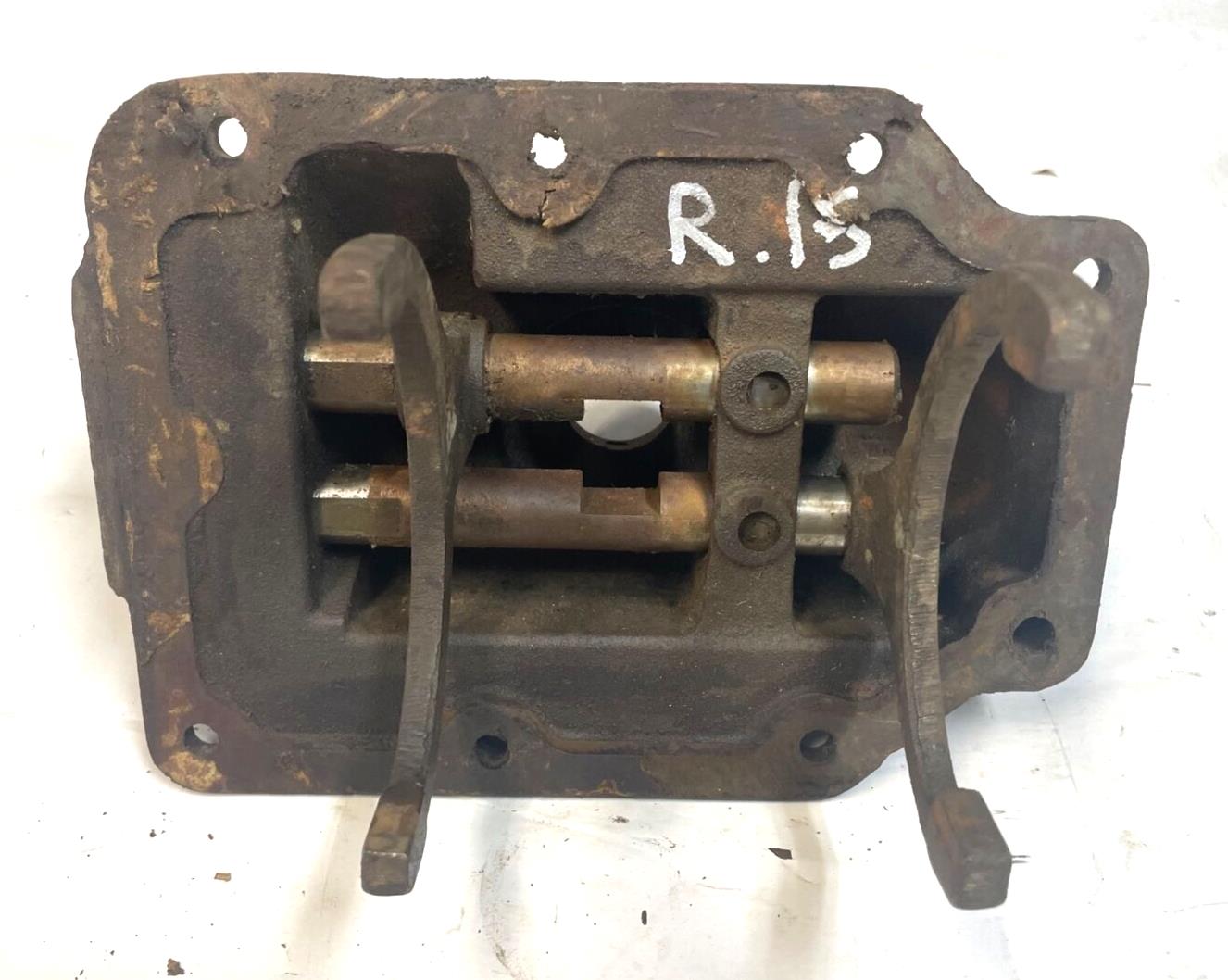Parte superior de la palanca de cambios Jeep CJ T150 con horquillas 76-79 CJ5 CJ7 AMC BorgWarner 2603357 