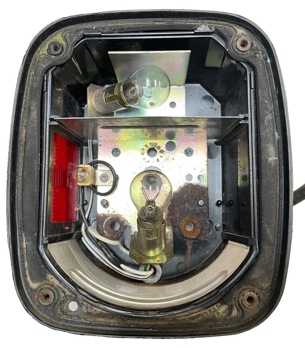Jeep YJ Wrangler Tail Light Taillight Driver and Passenger light 87-91 lights