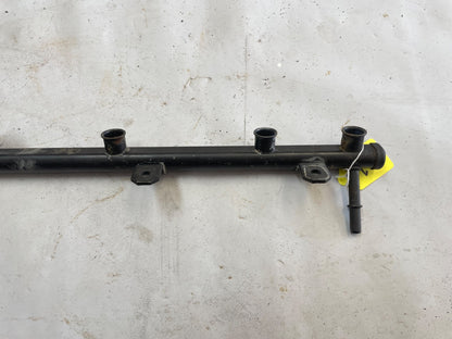 Jeep TJ Wrangler fuel rail 4.0 six cylinder 05-06 FREE SHIPPING