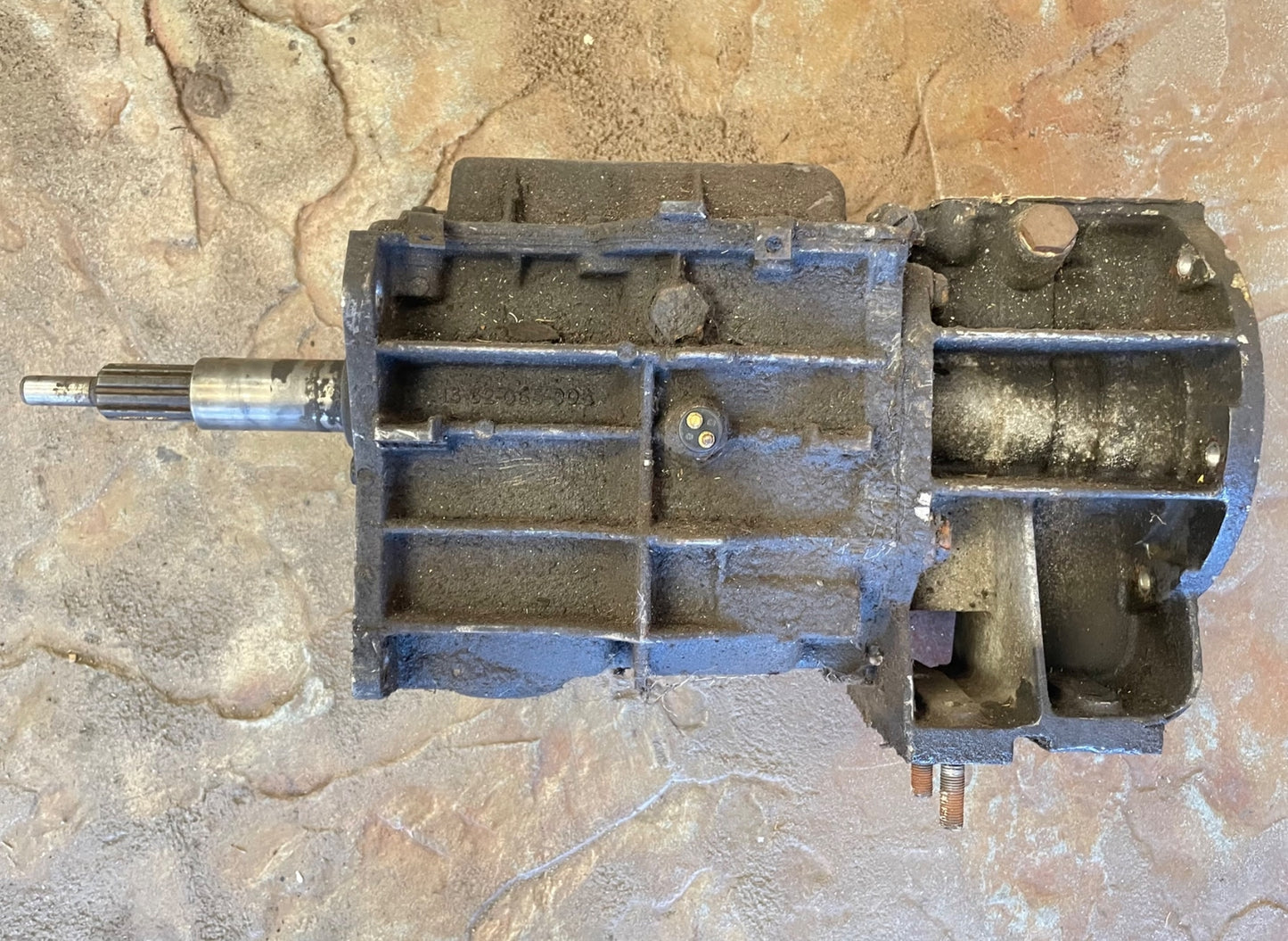Jeep CJ 4 speed manual transmission SR4 CJ7 CJ8 Ford 13-32-097-902