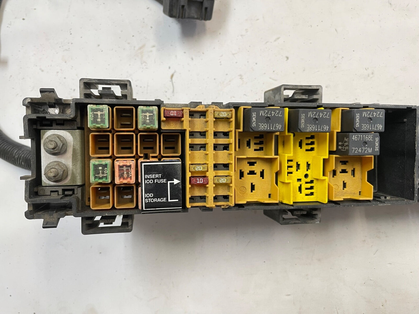 Jeep TJ 2000 Wrangler 2.5 4.0 Engine Under Hood Fusebox Wire Harness 56010285AF