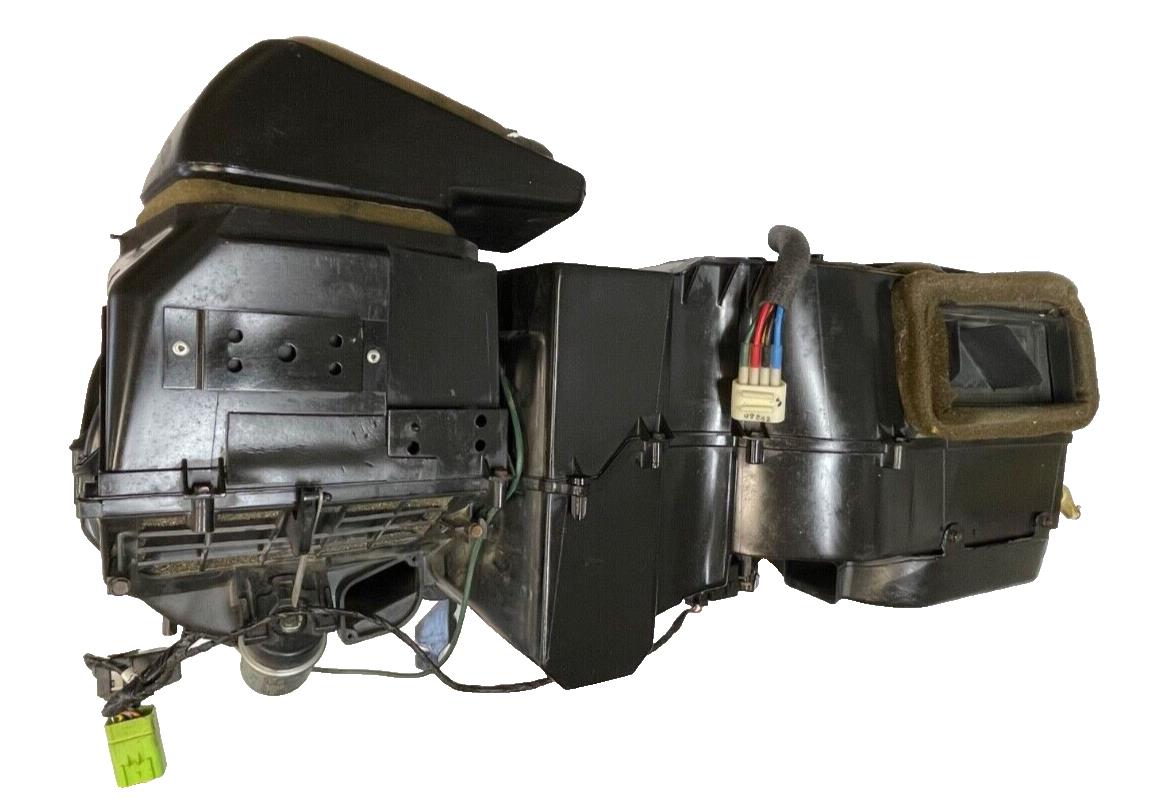RIGHT HAND DRIVE Jeep 03-06 TJ Wrangler heater box no blower motor