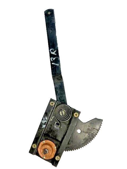 Jeep 92-95 YJ Wrangler Window Regulator passenger side 13 spline crank hard door