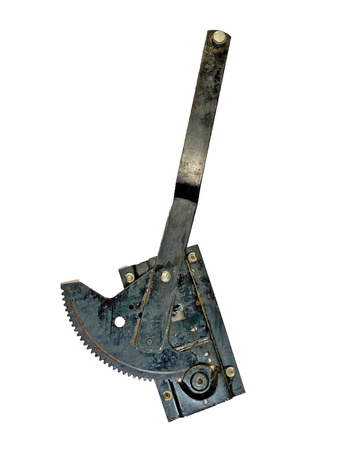 Jeep 92-95 YJ Wrangler Window Regulator passenger side 13 spline crank hard door