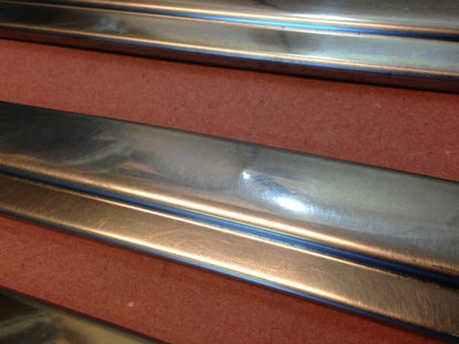 Moldura cromada para puerta trasera de Jeep Wagoneer, lado derecho del conductor 