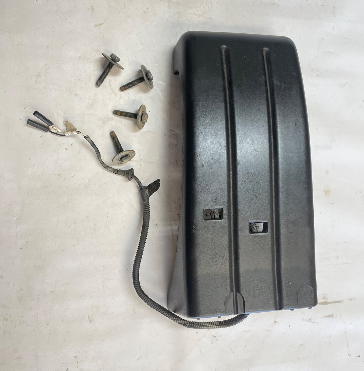 Jeep TJ Wrangler Third Brake Light Lamp Bracket Plastic Housing & mounting bolts