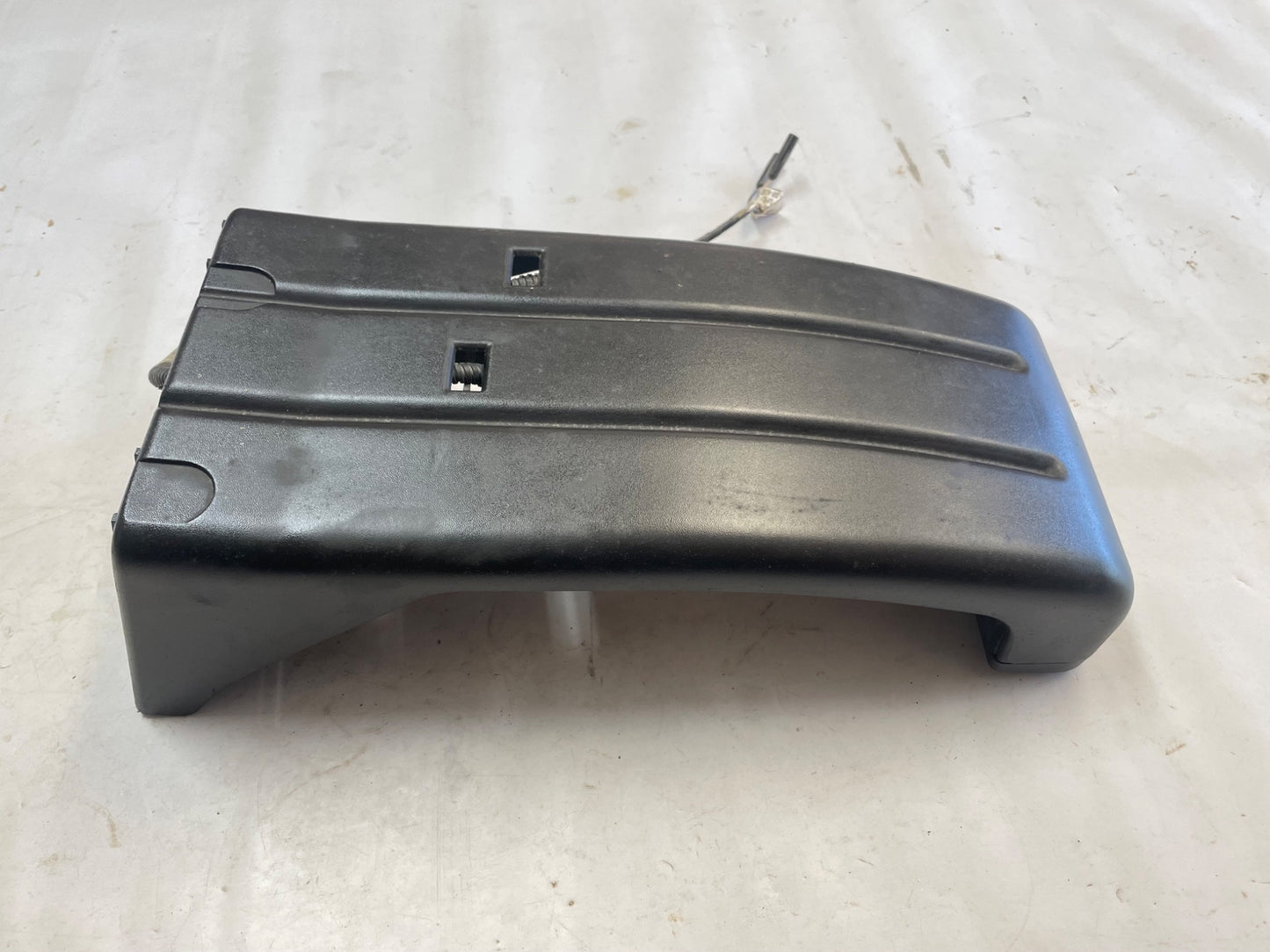 Jeep TJ Wrangler Third Brake Light Lamp Bracket Plastic Housing & mounting bolts