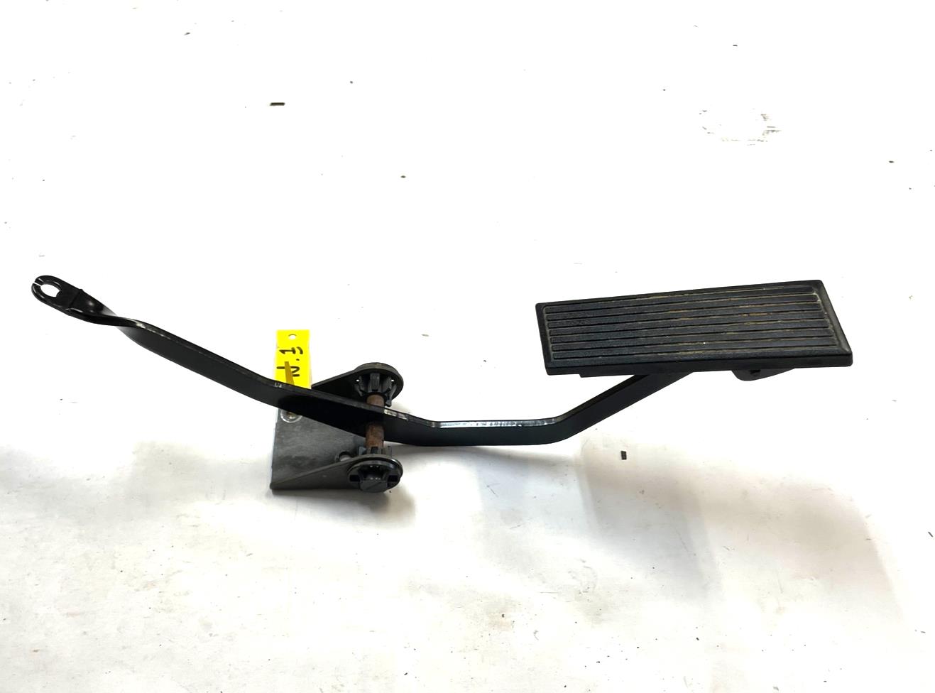 Jeep TJ Wrangler gas pedal  accelerator FACTORY fit 97-06 Right Hand Drive only