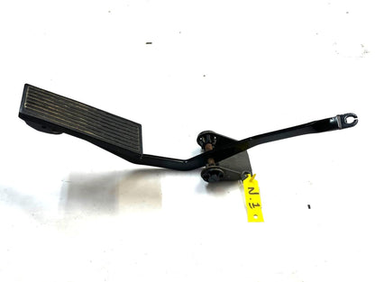Jeep TJ Wrangler gas pedal  accelerator FACTORY fit 97-06 Right Hand Drive only