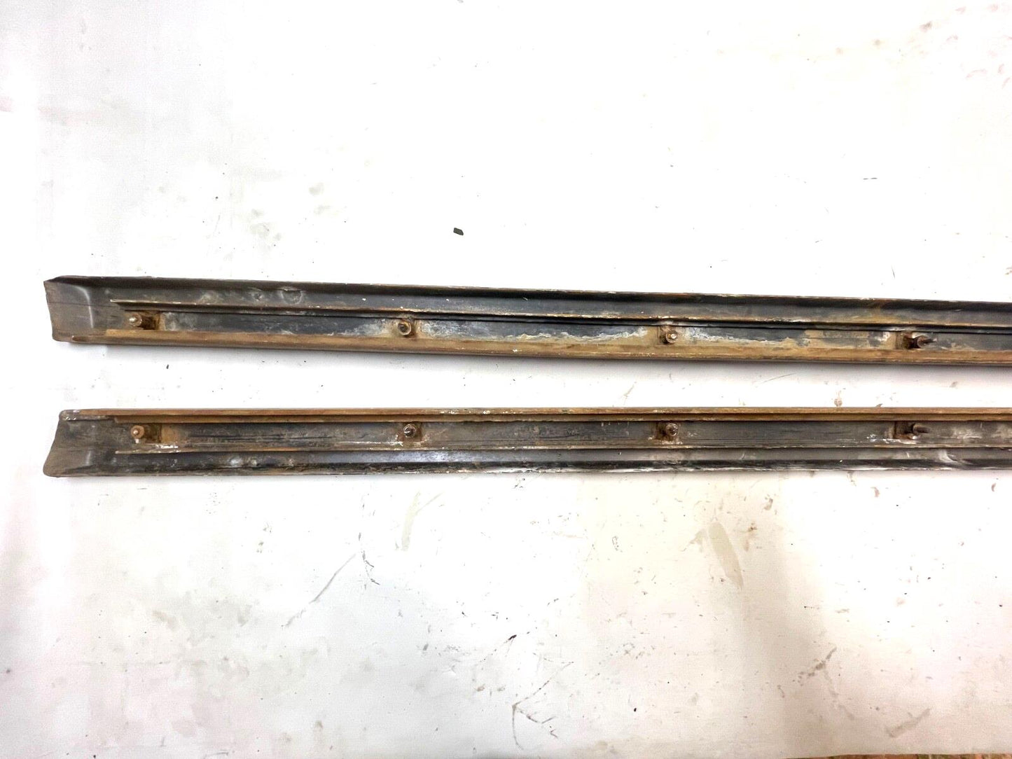 Jeep CJ8 Scrambler factory rocker trim guards stone guard molding READ AD