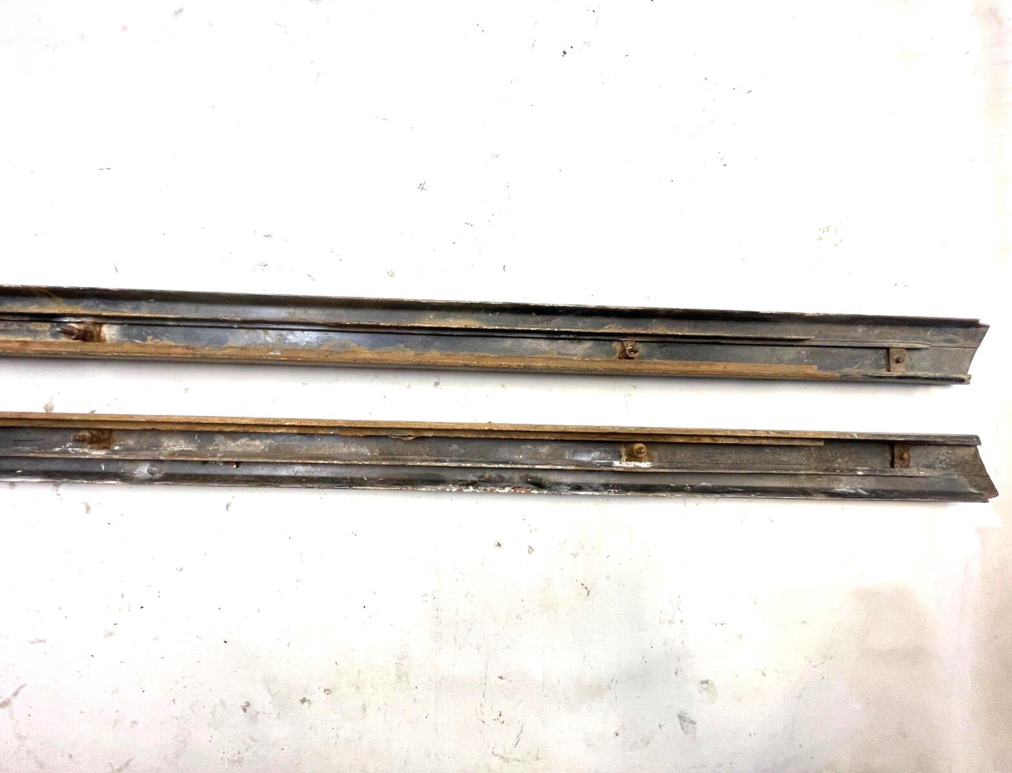 Jeep CJ8 Scrambler factory rocker trim guards stone guard molding READ AD