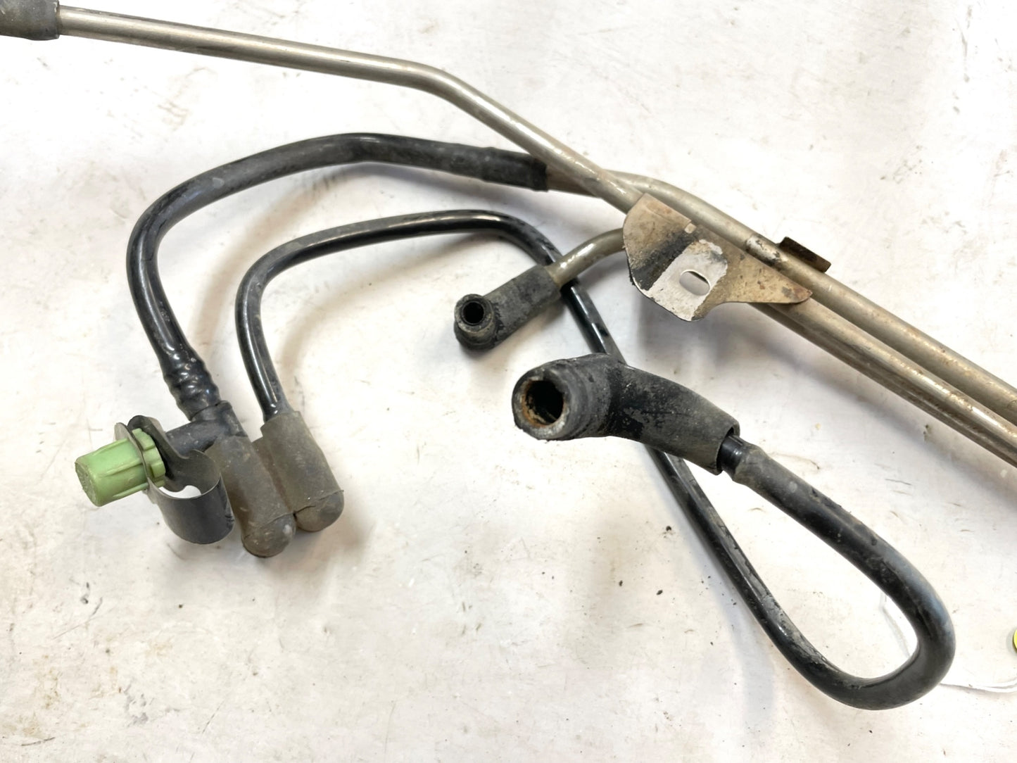 Jeep TJ Wrangler 4.0 fuel lines Engine Fuel Rail to Frame stainless fit 03-06