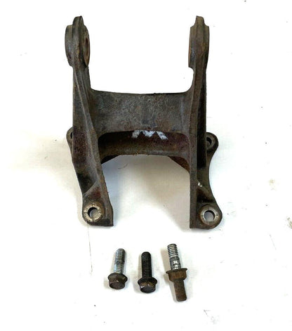 Jeep YJ Wrangler 4 Cylinder Driver Side Motor Mount 2.5 Engine 8952000574