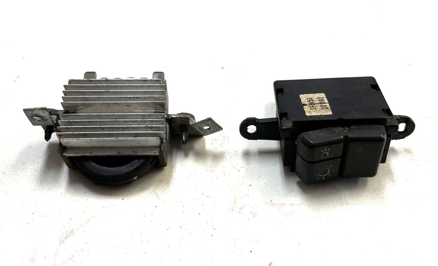 Jeep YJ Wrangler Head Light and Dimmer Switch Switches Headlight fits 87-95 !