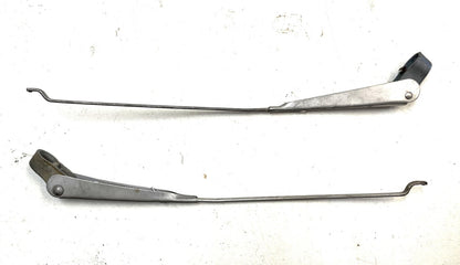 windshield wiper arms fits 76-86 Jeep CJ5 CJ7 CJ8 Used Pair FREE SHIP