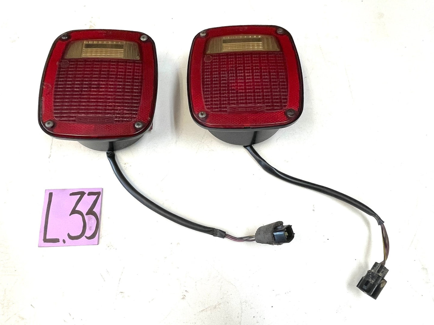 Jeep TJ Wrangler Tail Light Passenger Side Right 56018648 Taillight fits 98-06