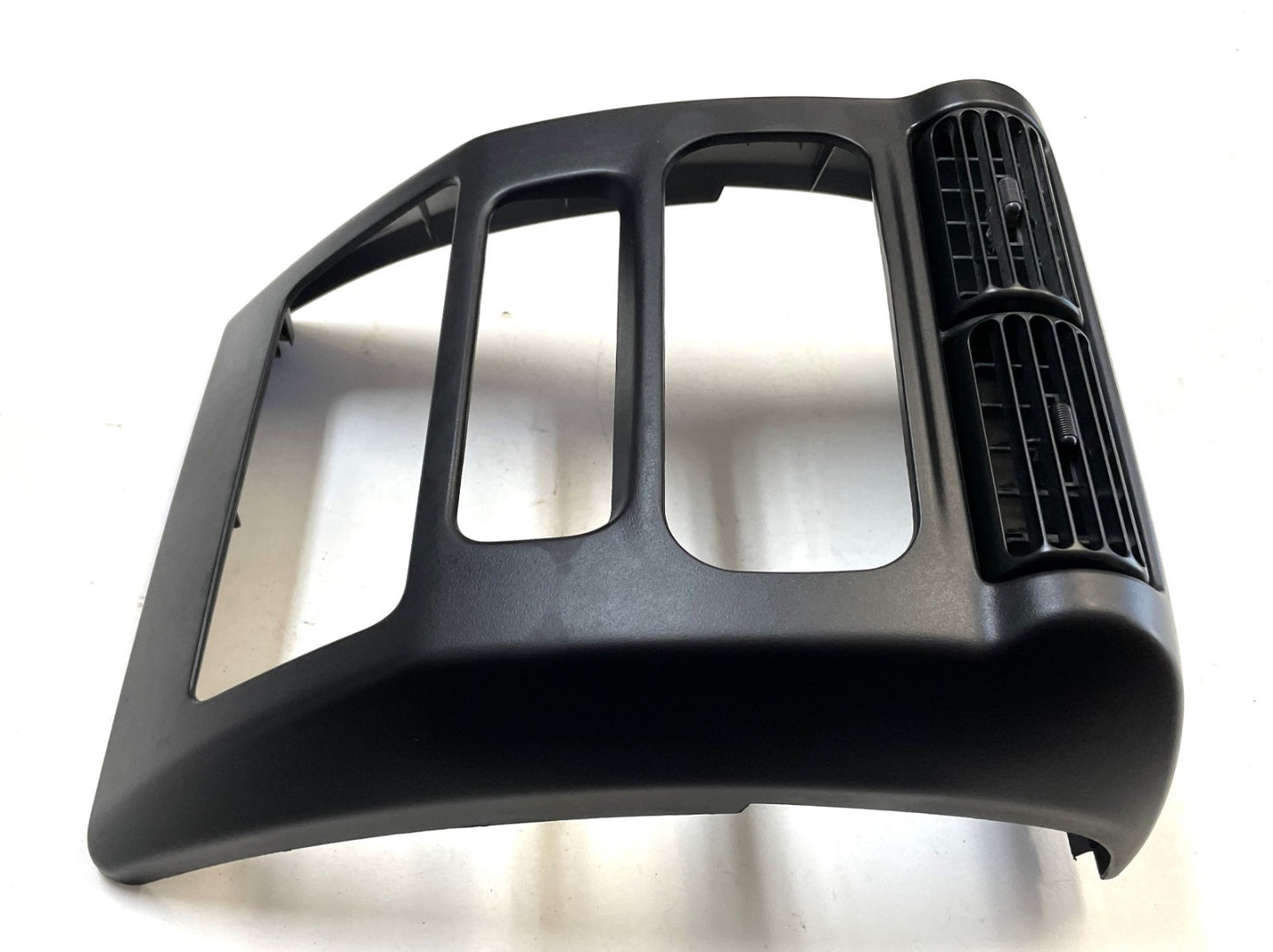 03-06 Jeep TJ Wrangler Center Bezel Dash Trim Vent Radio Surround FREE SHIPPING