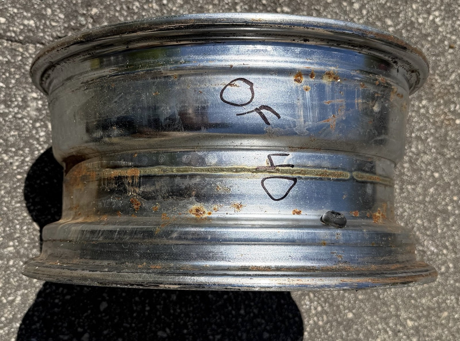 Jeep CJ factory chrome wheel 15"x 7" CJ5 CJ7 CJ8  Laredo 1985
