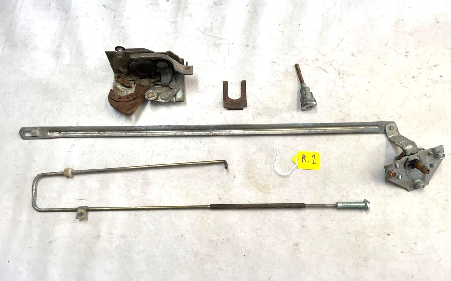 Jeep Grand Wagoneer Door linkage Striker latch Passenger Right side handle