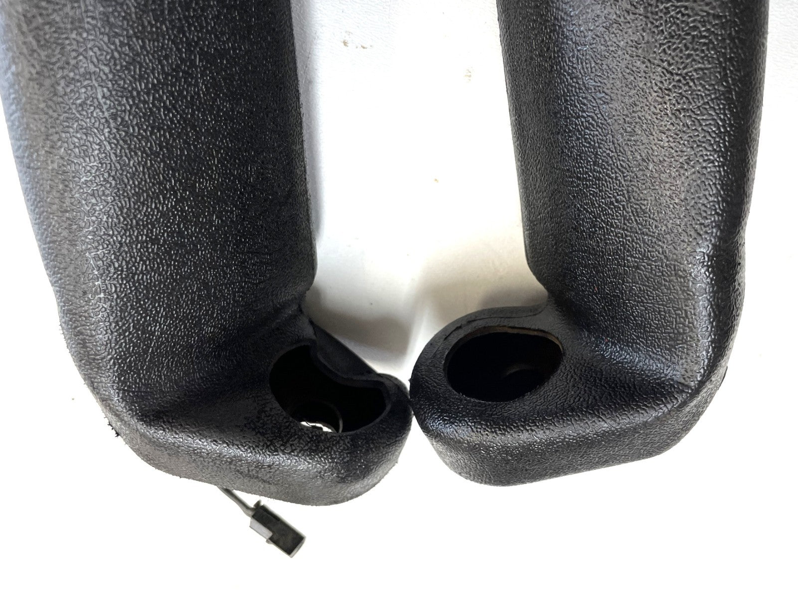 Jeep YJ Front Seat Belt Female Ends Buckles 92-95 Wrangler Belts FREE SHIPPING!!