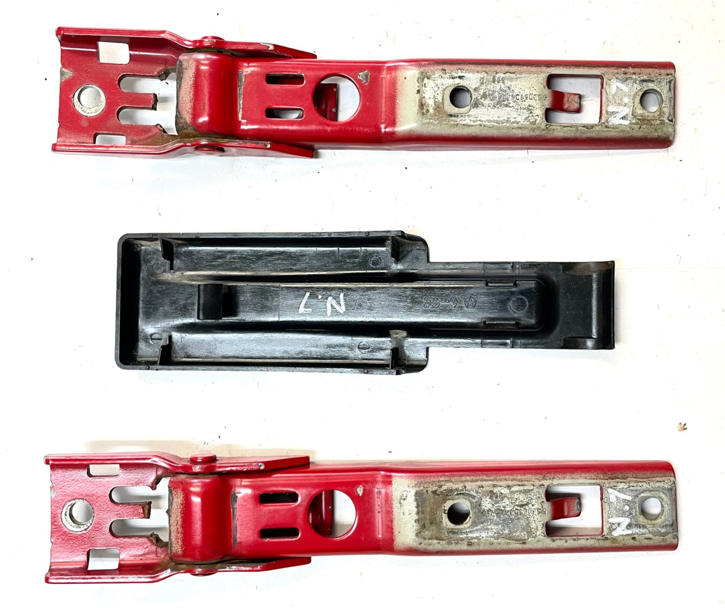 Jeep TJ Tailgate Hinges tail gate Hinge Set 04 05 06 Wrangler rear back red