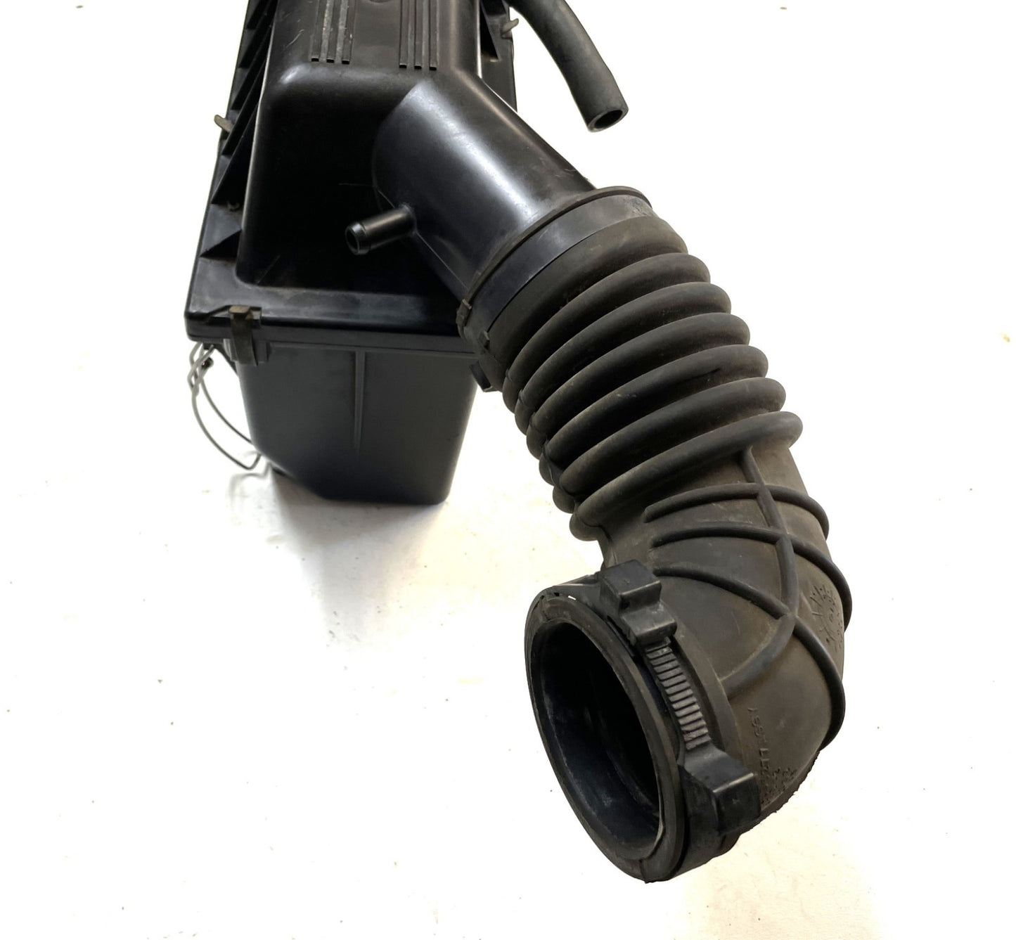 91-95 Jeep YJ 4.0 Air cleaner filter box Wrangler 6 cylinder factory FREE SHIP