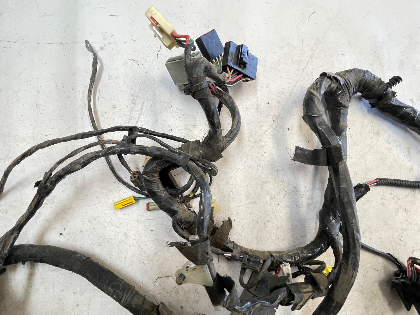 2000 Jeep TJ Wrangler Dash Wire Harness wiring P56009508AJ fuse block