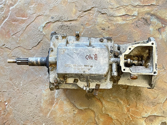 Jeep CJ 4 speed manual transmission SR4 CJ7 CJ8 Ford 13-32-097-902 see ad