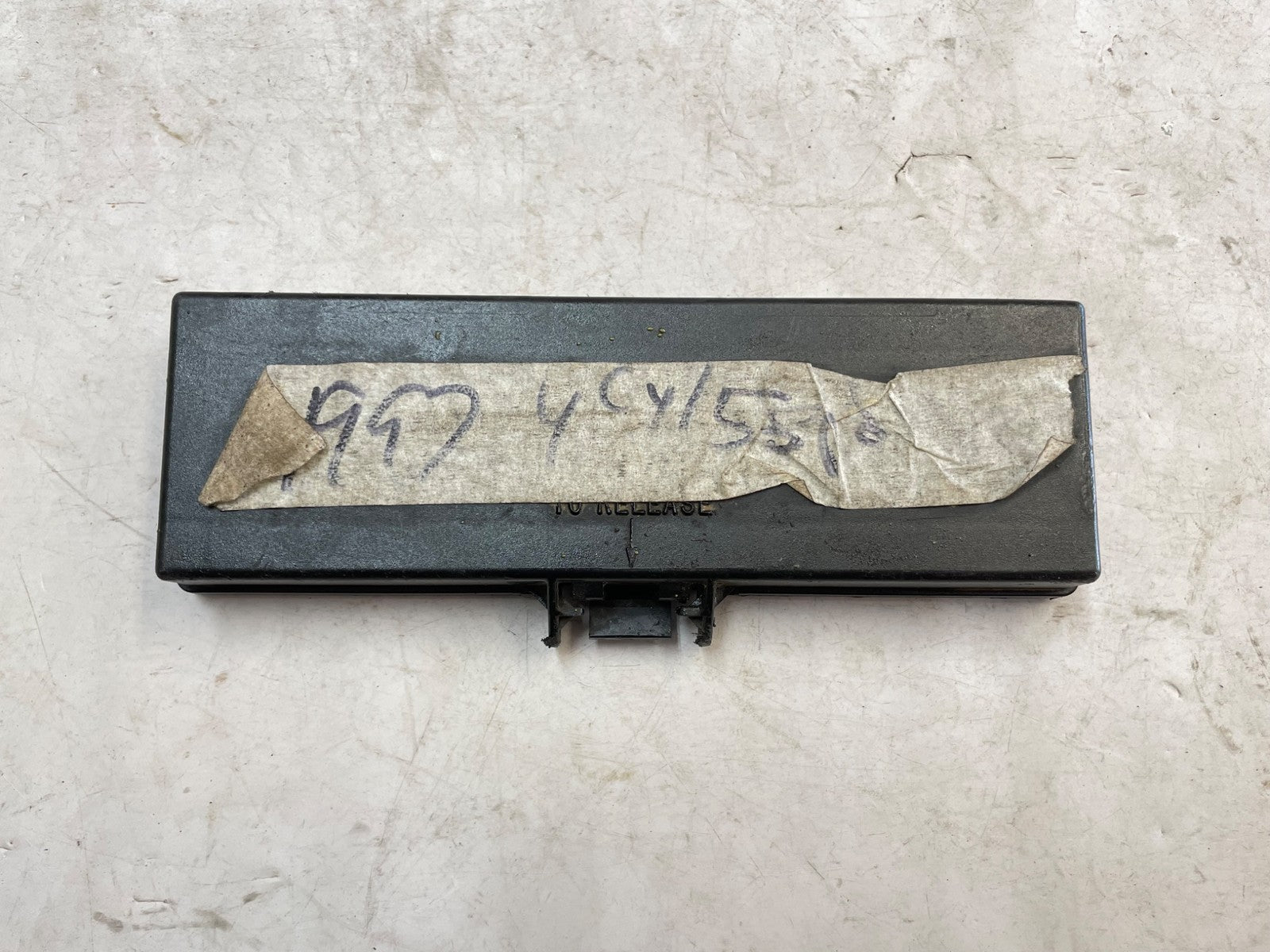 Jeep TJ Wrangler Fuse Box Cover 56009423 Power Distribution Center fits 97 - 00