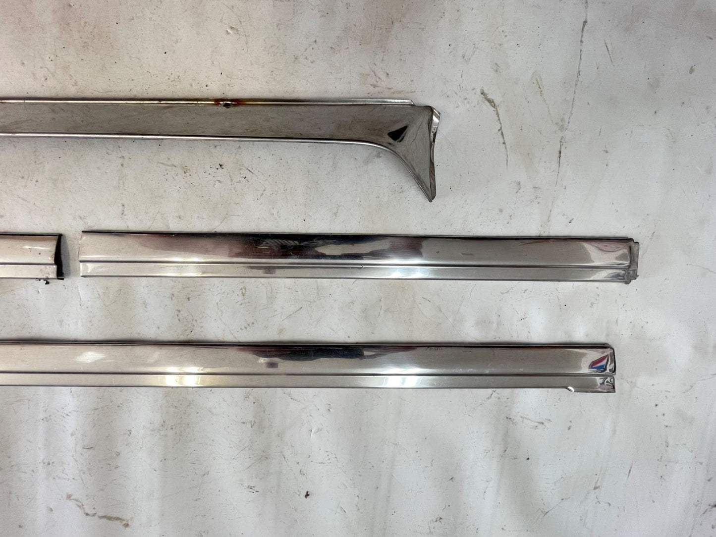Jeep Wagoneer chrome trim back door right side driver