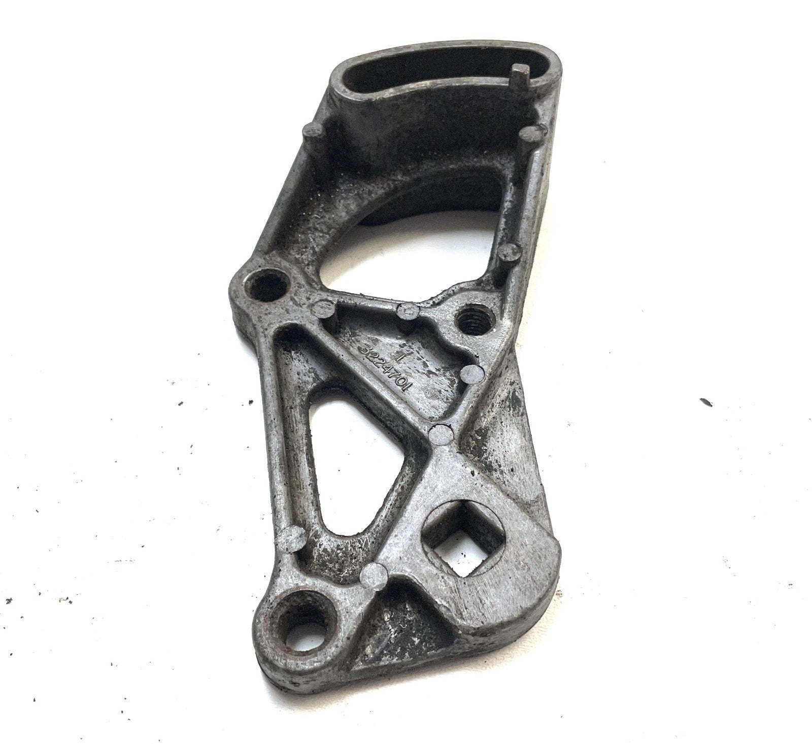 Jeep 6 cylinder Power Steering Pump Bracket 3224701 CJ7 YJ Wrangler 4.2 258ci !