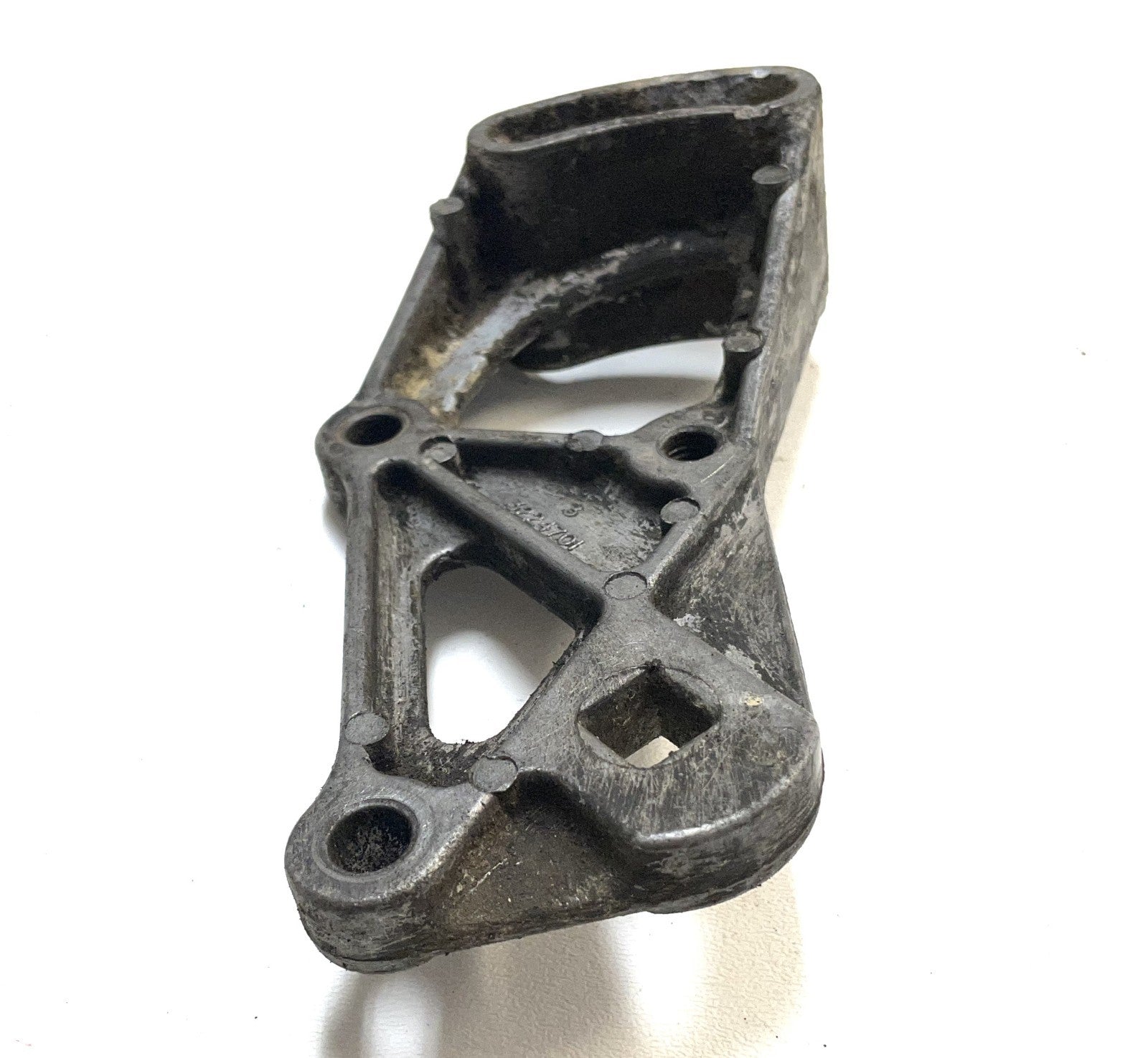 Jeep 6 cylinder Power Steering Pump Bracket 3224701 CJ7 YJ Wrangler 4.2 258ci