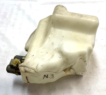 Jeep Wrangler windshield washer tank bottle reservoir Dual Motors fits 97-02 TJ