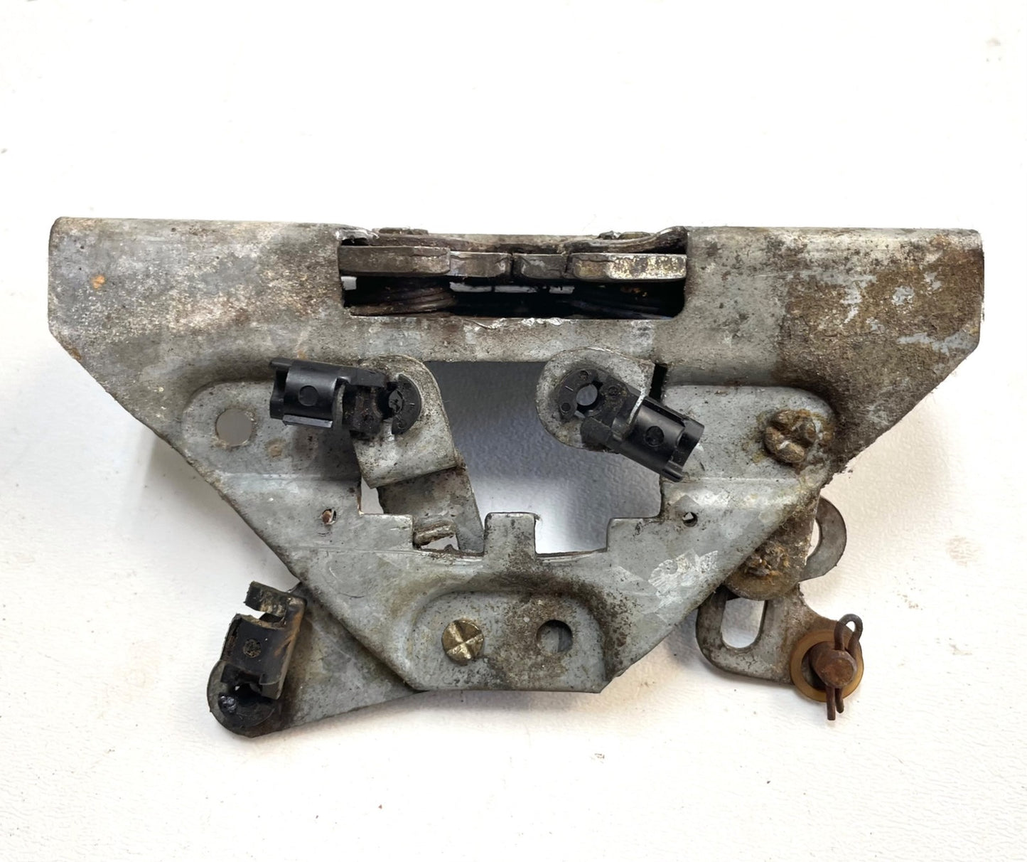 Jeep CJ7 YJ 81-91 Door Latch striker catch driver left Wrangler Full Hard Doors