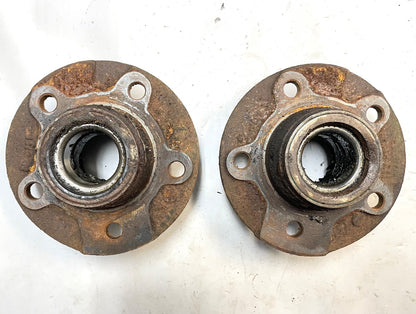 Jeep CJ disc brake bearing hub Dana 30 fits 81-86 CJ5 CJ7 5 bolt hubs (pair)