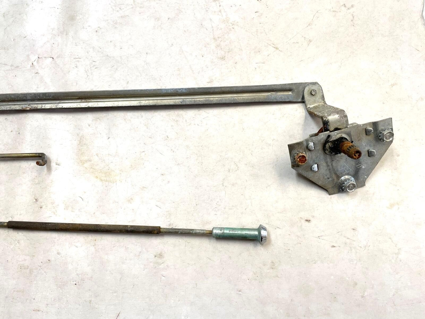 Jeep Grand Wagoneer Door linkage Striker latch Passenger Right side handle