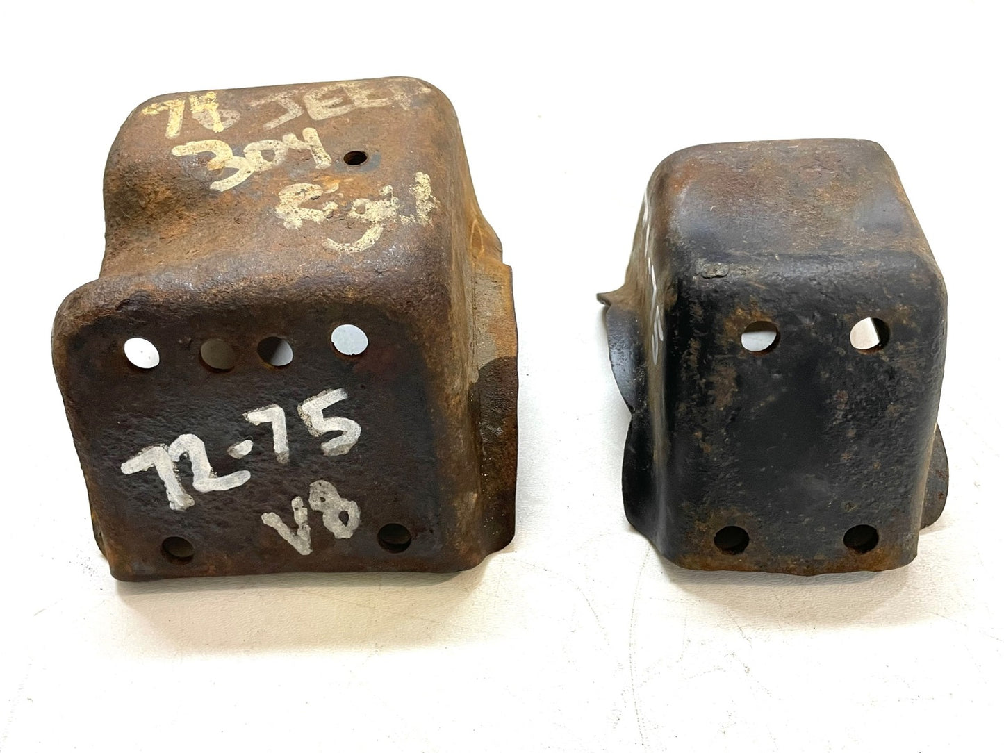 Jeep CJ V8 motor mounts fits 72-75 CJ5 AMC frame side 304 360 401 FREE SHIPPING