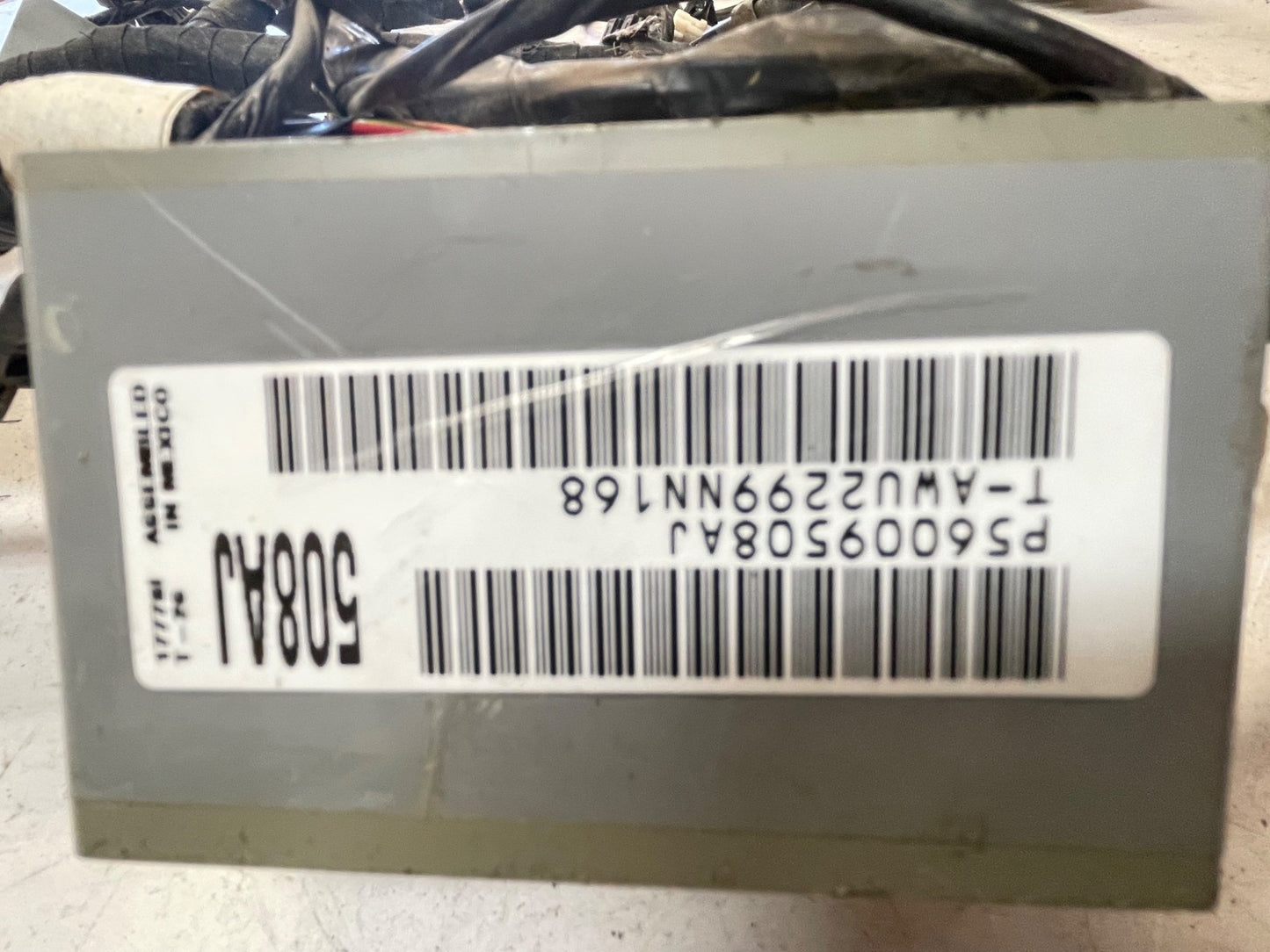 2000 Jeep TJ Wrangler Dash Wire Harness wiring P56009508AJ fuse block