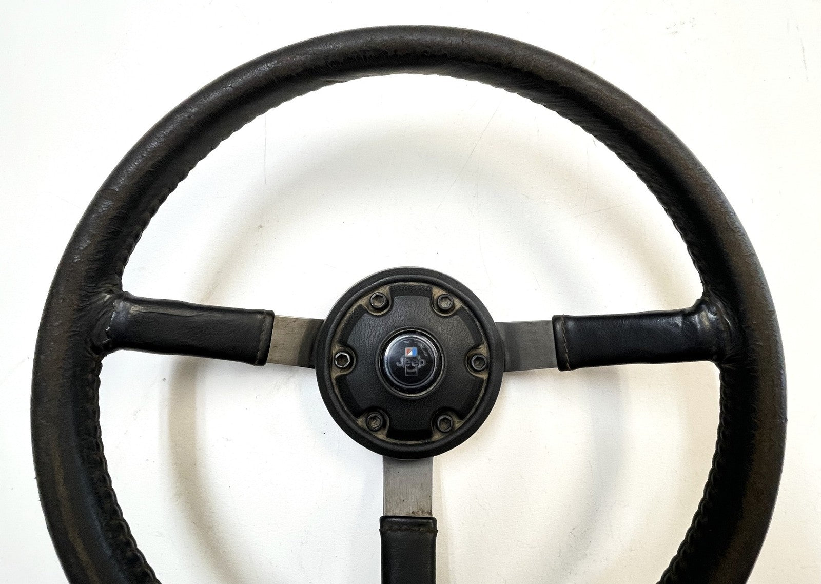 Jeep CJ Laredo steering wheel CJ5 CJ7 CJ8 factory 76-86 AMC black horn button
