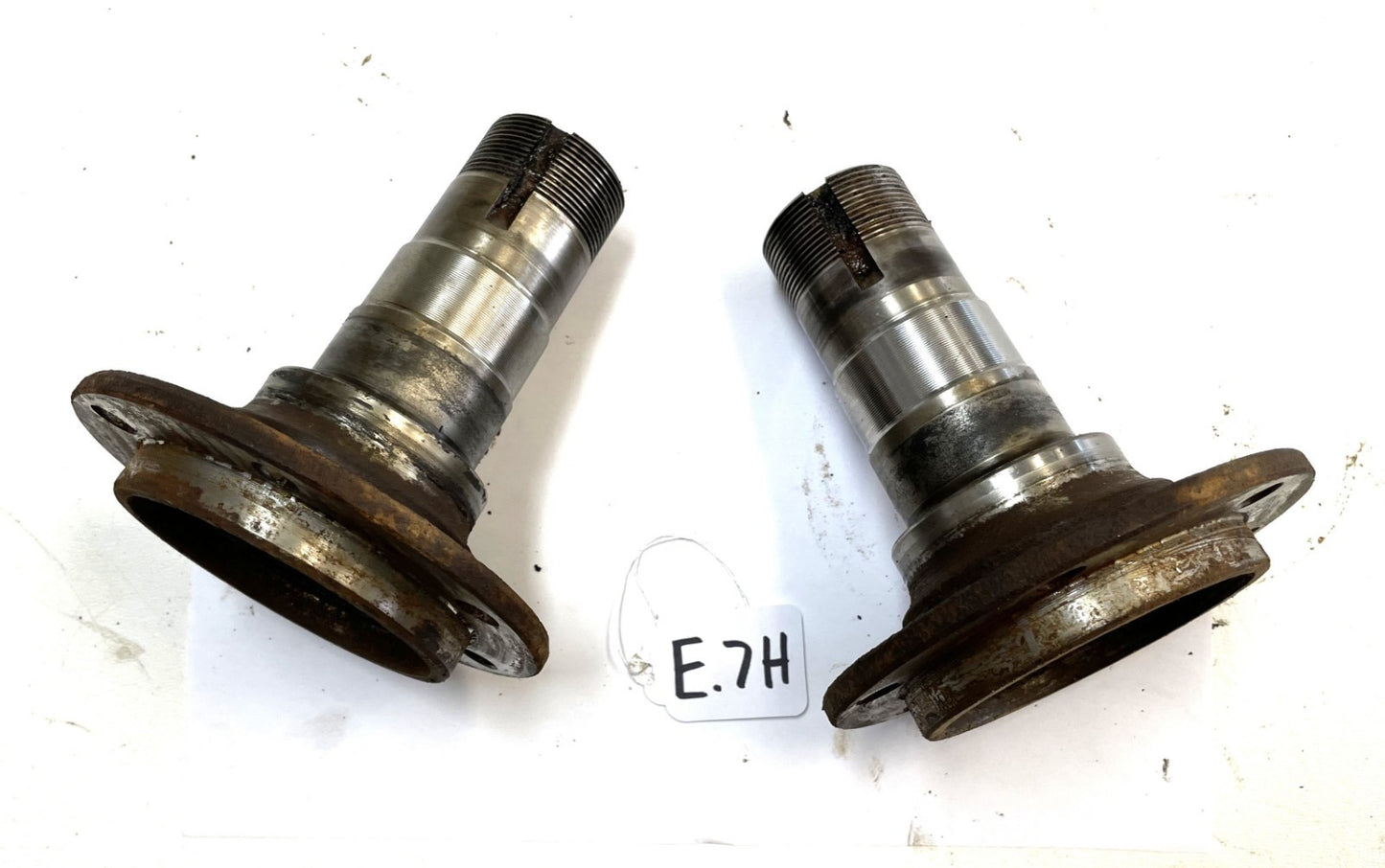 Jeep CJ Disc brake spindles 77-86 CJ5 CJ7 Dana 30 spindle Free shipping