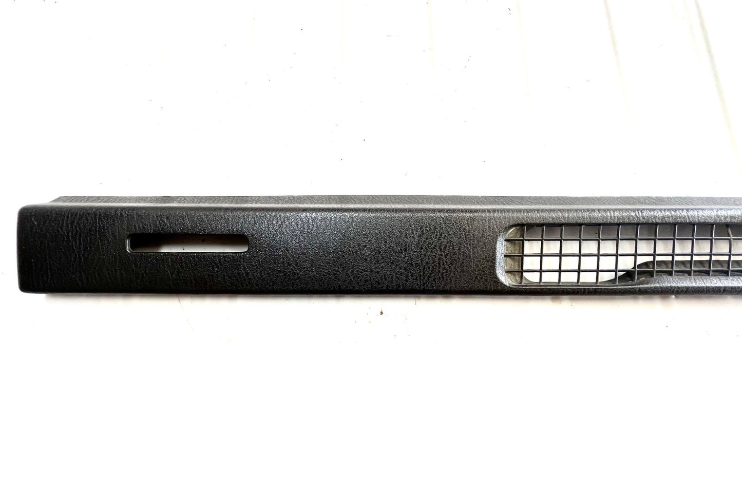 Jeep TJ Dash Trim Top Cover Defrost Vent Agate / Dark Grey Bezel 97-06 Wrangler