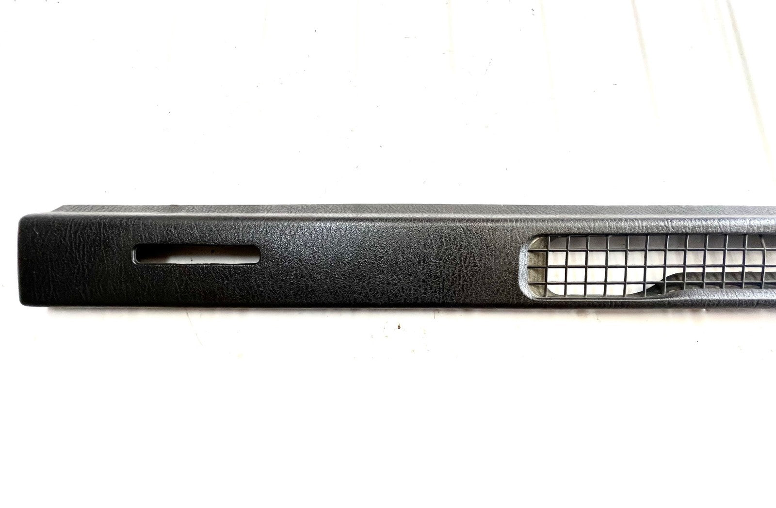 Jeep TJ Dash Trim Top Cover Defrost Vent Agate / Dark Grey Bezel 97-06 Wrangler