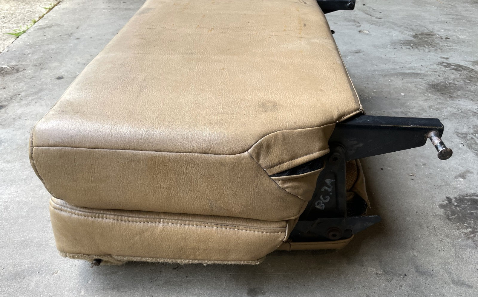 Jeep TJ Wrangler back Seat Tan Vinyl factory folding rear 97-02