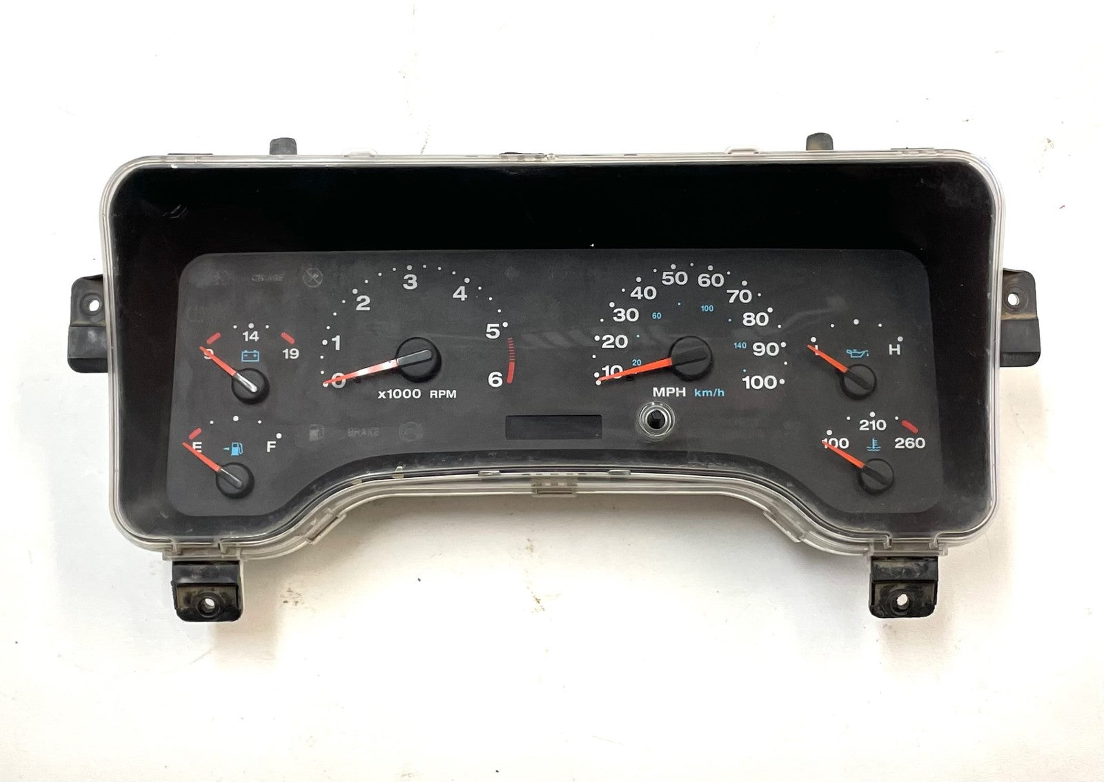 05-06 Jeep TJ Wrangler gauge cluster 56010678AE Speedometer 82k instrument