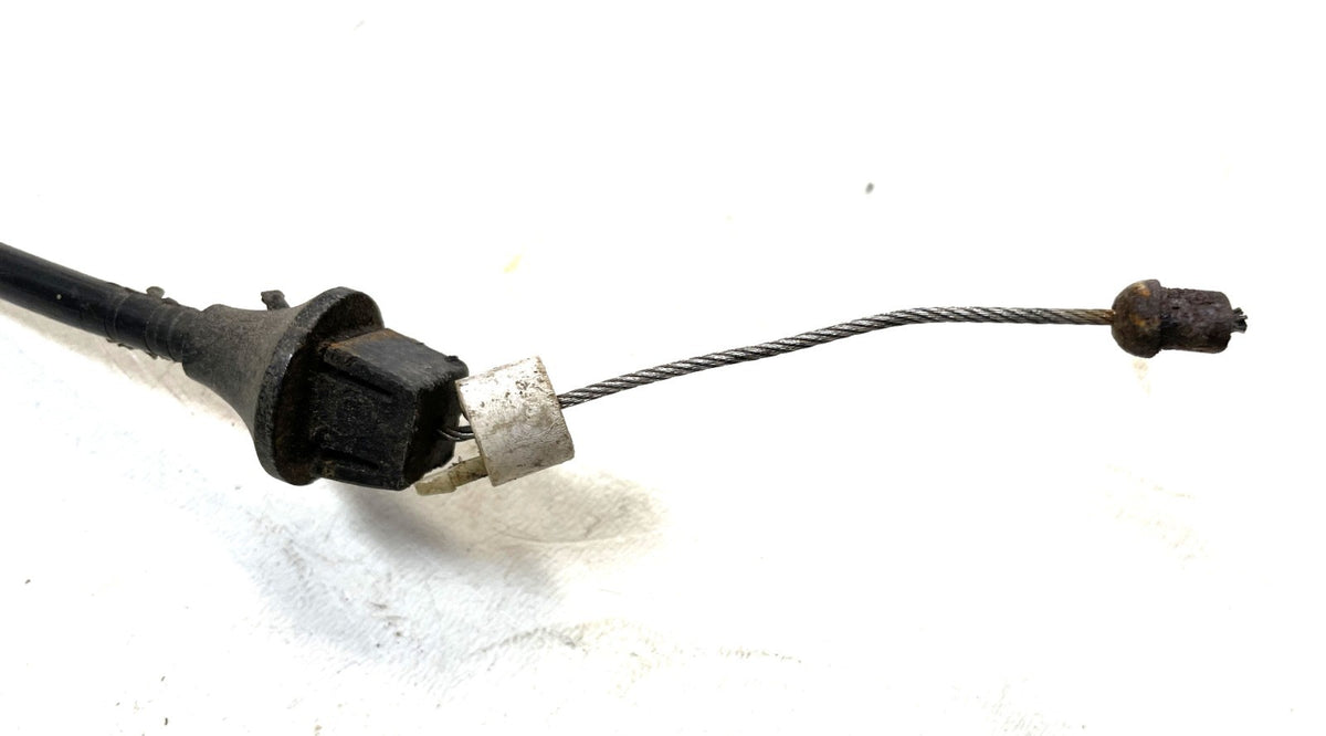 AMC V8 throttle cable and bracket 304 360 401 CJ7 CJ5 Cherokee Wagoneer J10 J20
